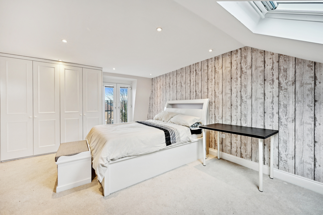 3 bed apartment to rent in Elthorne Avenue, Hanwell, London, W7  - Property Image 12