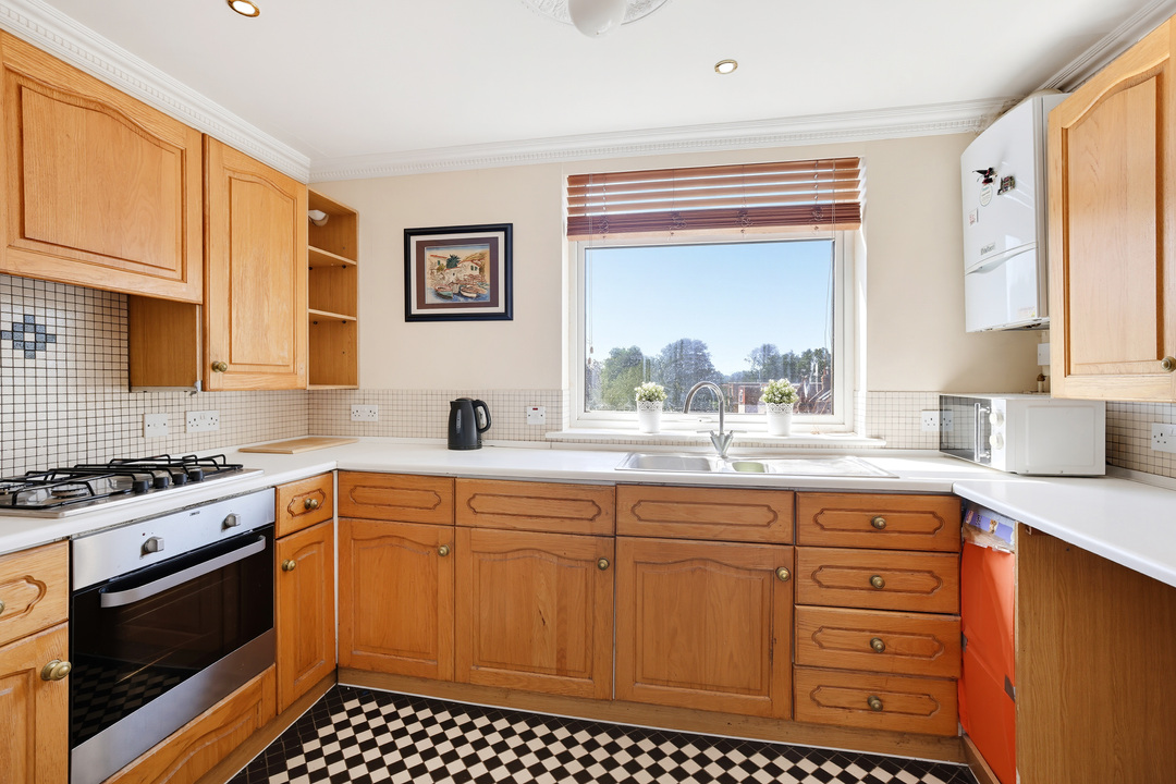 2 bed apartment for sale in Shenstone, Culmington Road, Ealing, London, W13