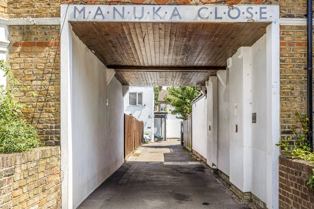 3 bed detached house for sale in Manuka Close, Ealing, London, W7  - Property Image 24