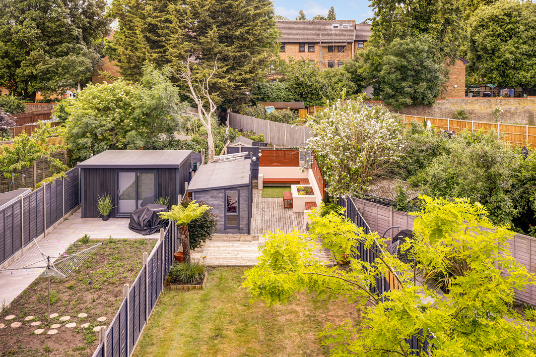 4 bed house to rent in Lionel Road North, Ealing, London  - Property Image 17