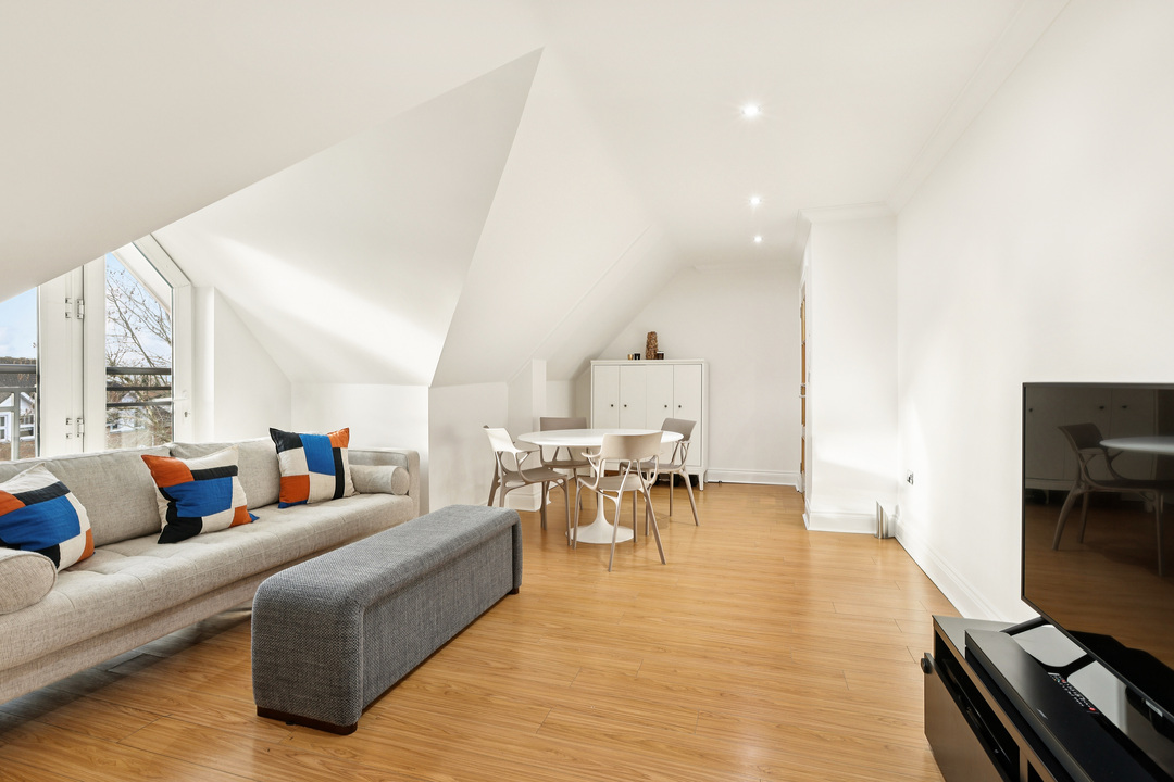 2 bed apartment to rent in Castlebar Park, Ealing, London, W5  - Property Image 5