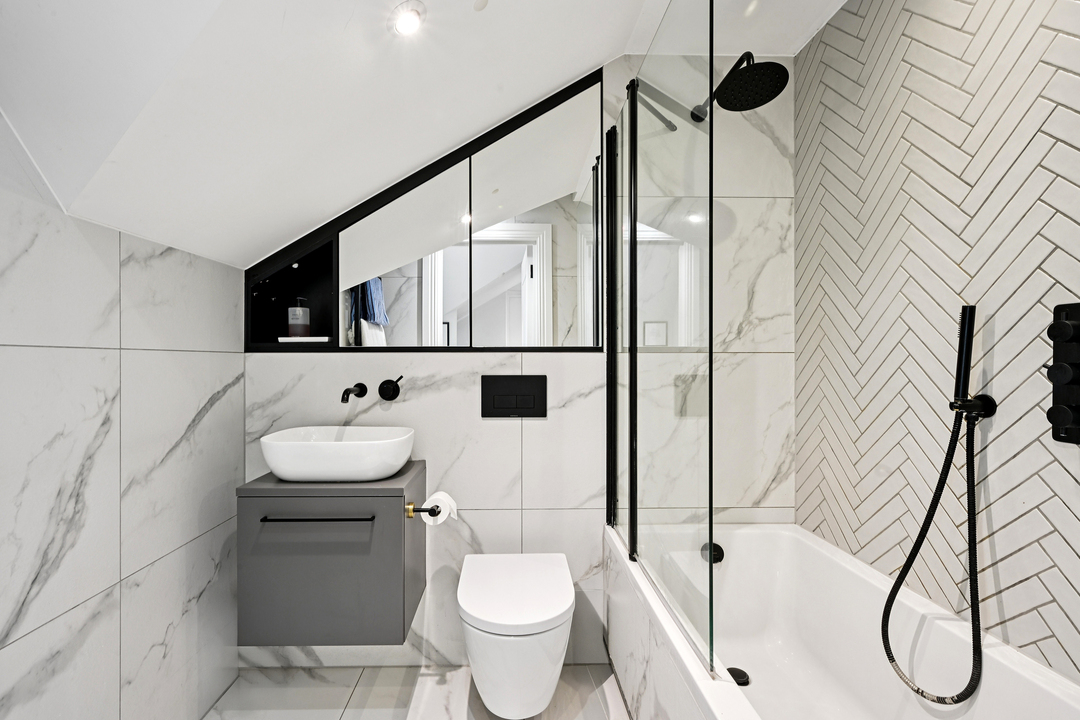 2 bed apartment for sale in Cleveland Road, Ealing, London, W13  - Property Image 19