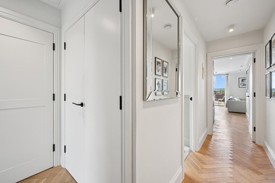 2 bed apartment for sale in Cleveland Road, Ealing, London, W13  - Property Image 23