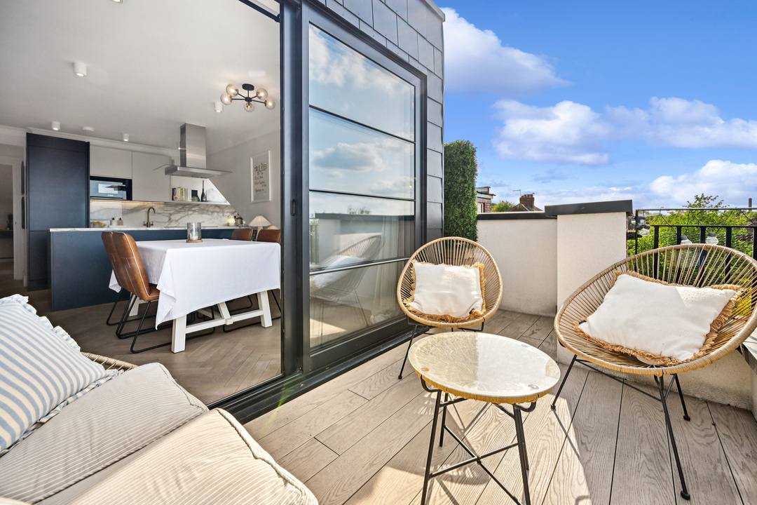 2 bed apartment for sale in Cleveland Road, Ealing, London, W13  - Property Image 7