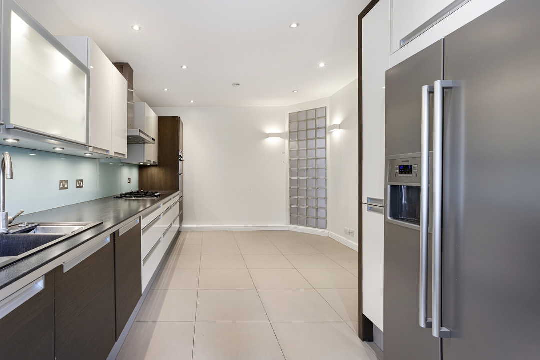 6 bed semi-detached house for sale in Magnolia Place, Montpelier Road, Ealing, London, W5  - Property Image 9
