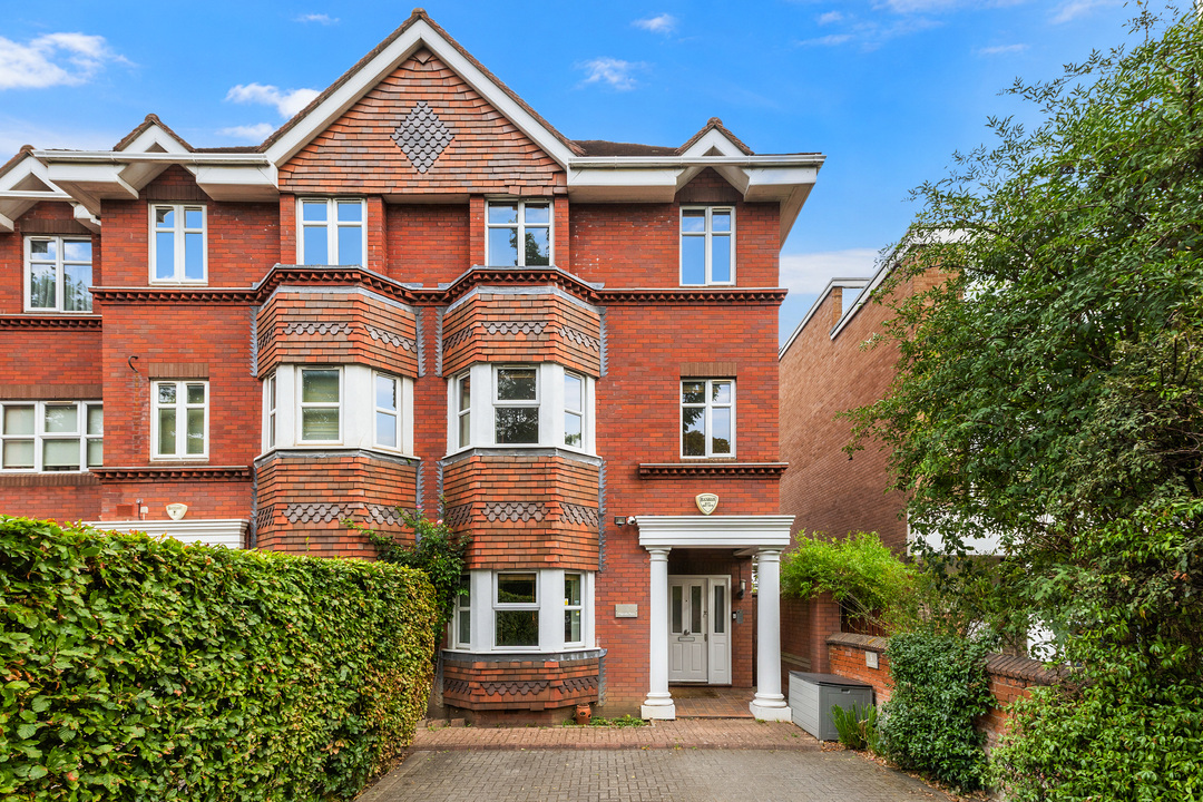 6 bed semi-detached house for sale in Magnolia Place, Montpelier Road, Ealing, London, W5 - Property Image 1