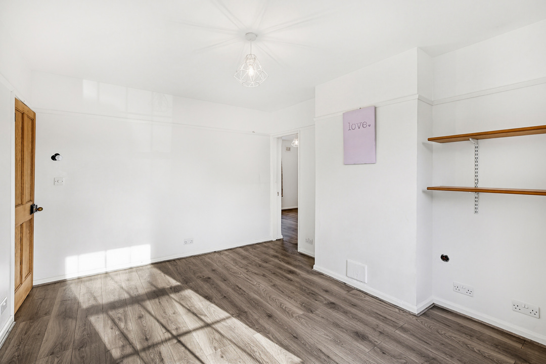 1 bed apartment to rent in Kennedy Road, Hanwell, London, W7  - Property Image 3