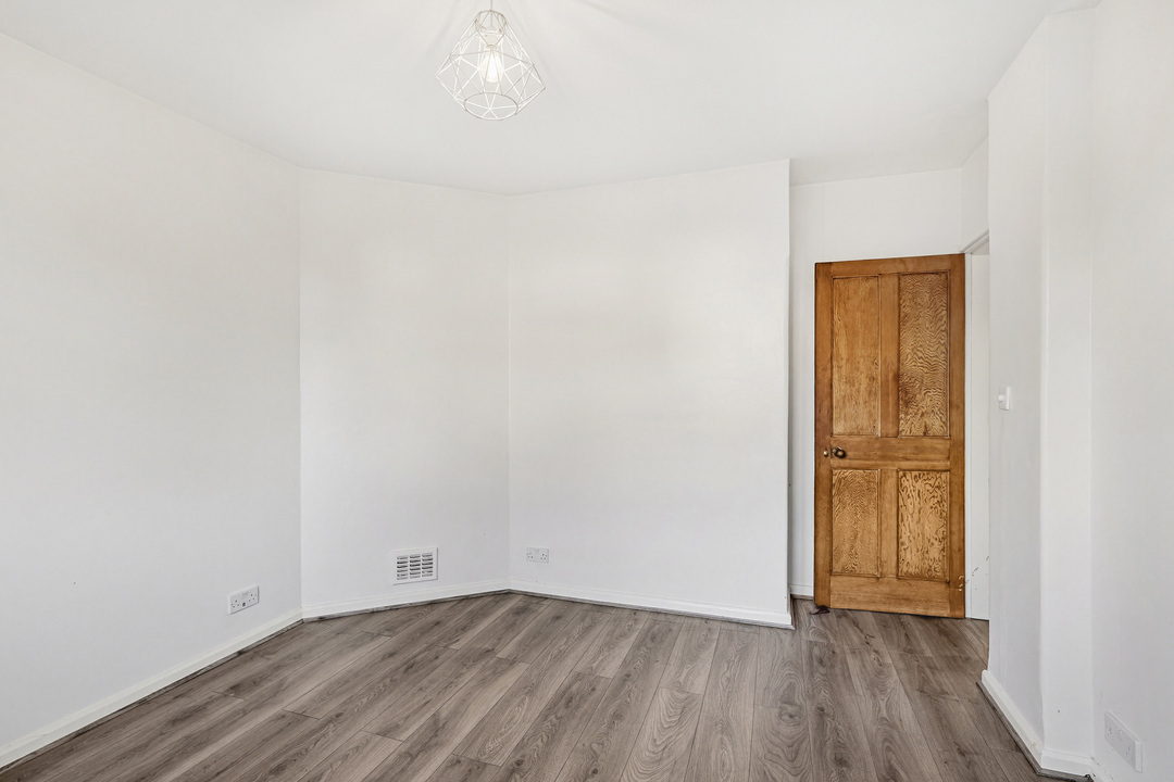 1 bed apartment to rent in Kennedy Road, Hanwell, London, W7  - Property Image 8