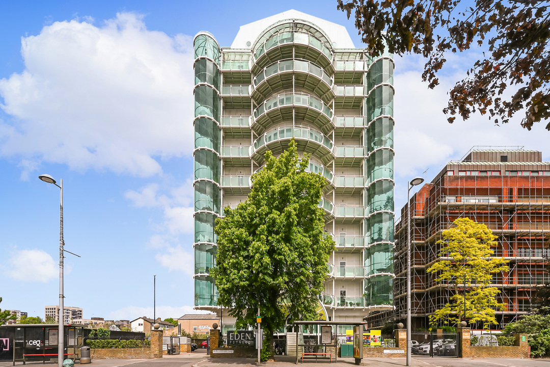 1 bed apartment to rent in Cavalier House, Ealing, London, W5  - Property Image 8