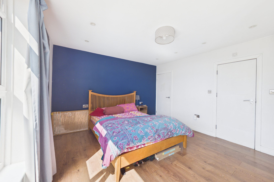 2 bed apartment for sale in Gordon Road, Ealing, London, W13  - Property Image 9