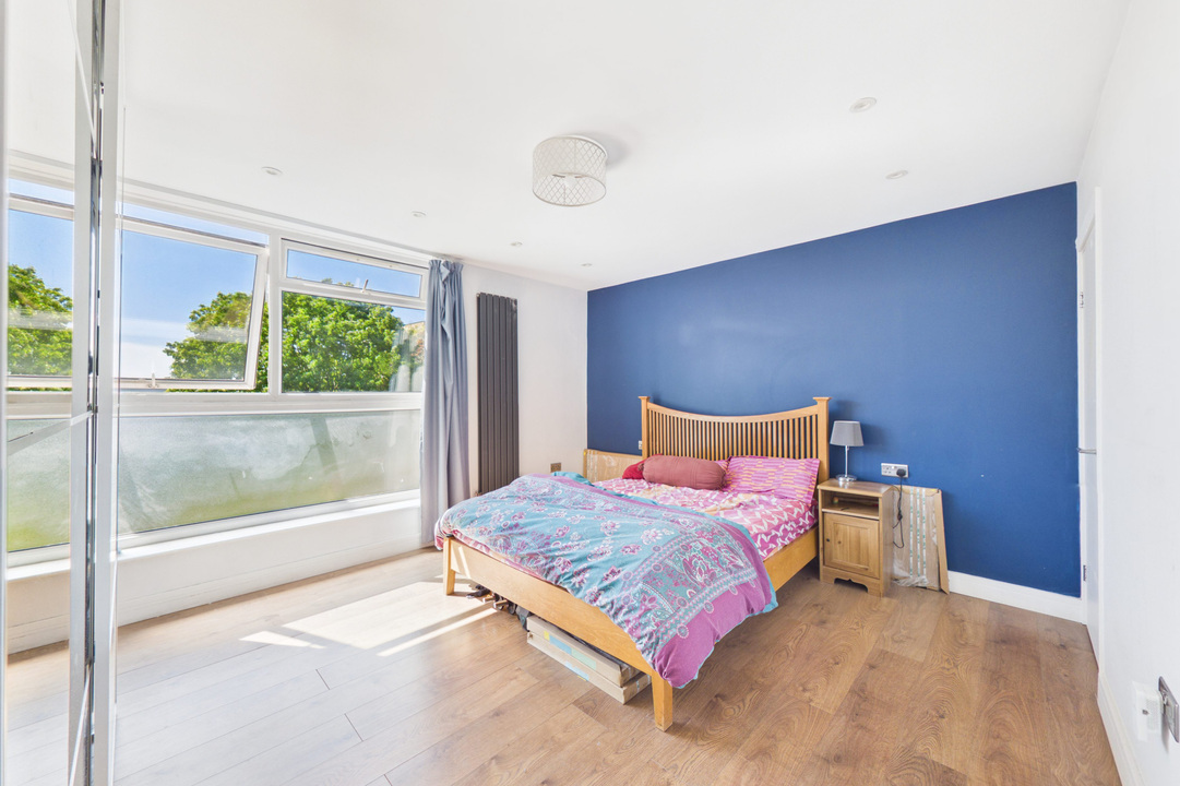 2 bed apartment for sale in Gordon Road, Ealing, London, W13  - Property Image 12