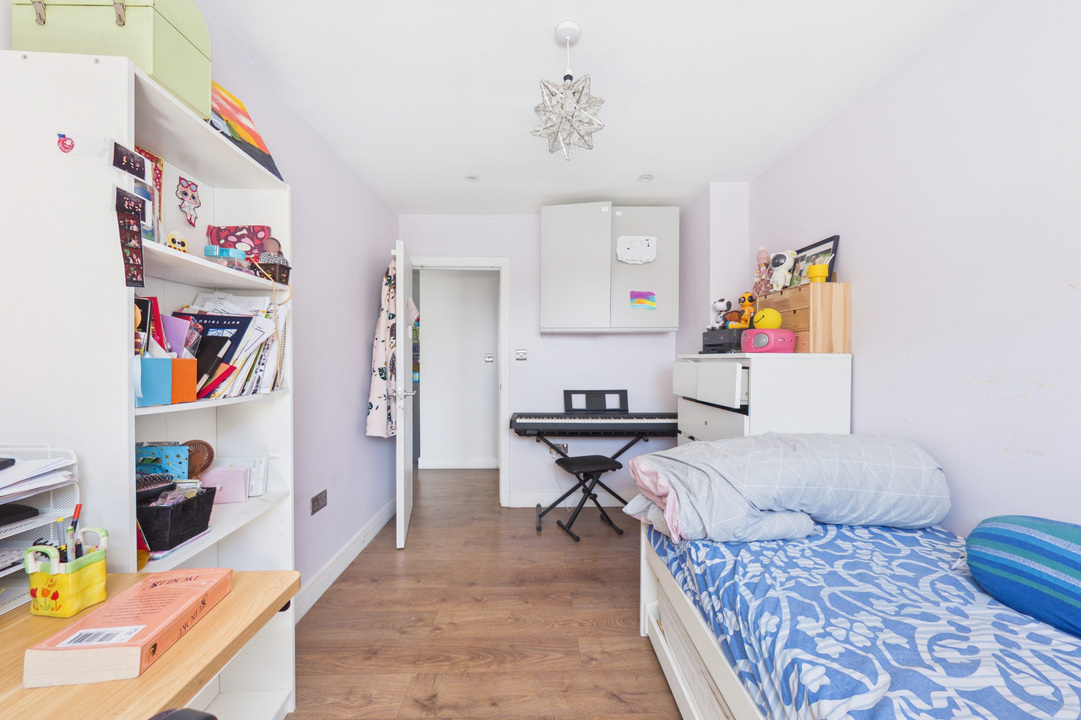 2 bed apartment for sale in Gordon Road, Ealing, London, W13  - Property Image 13