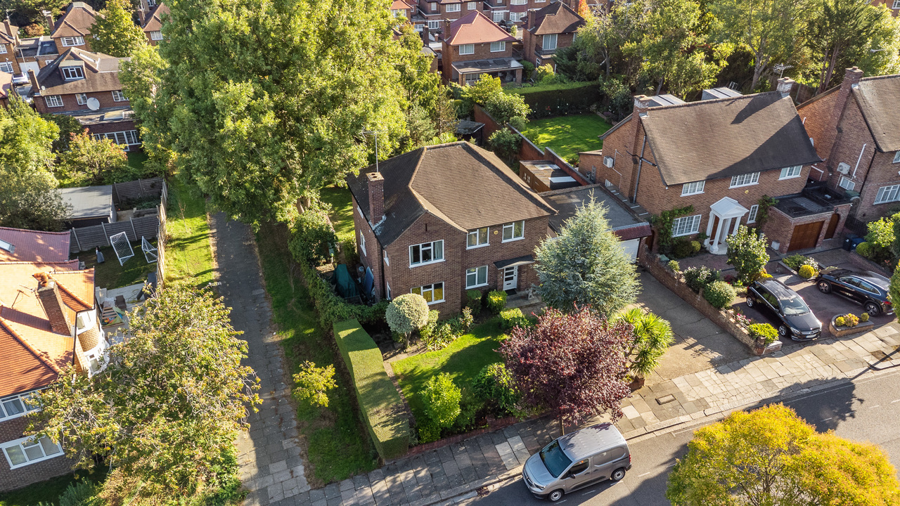 4 bed detached house for sale in The Ridings, Ealing, London, W5