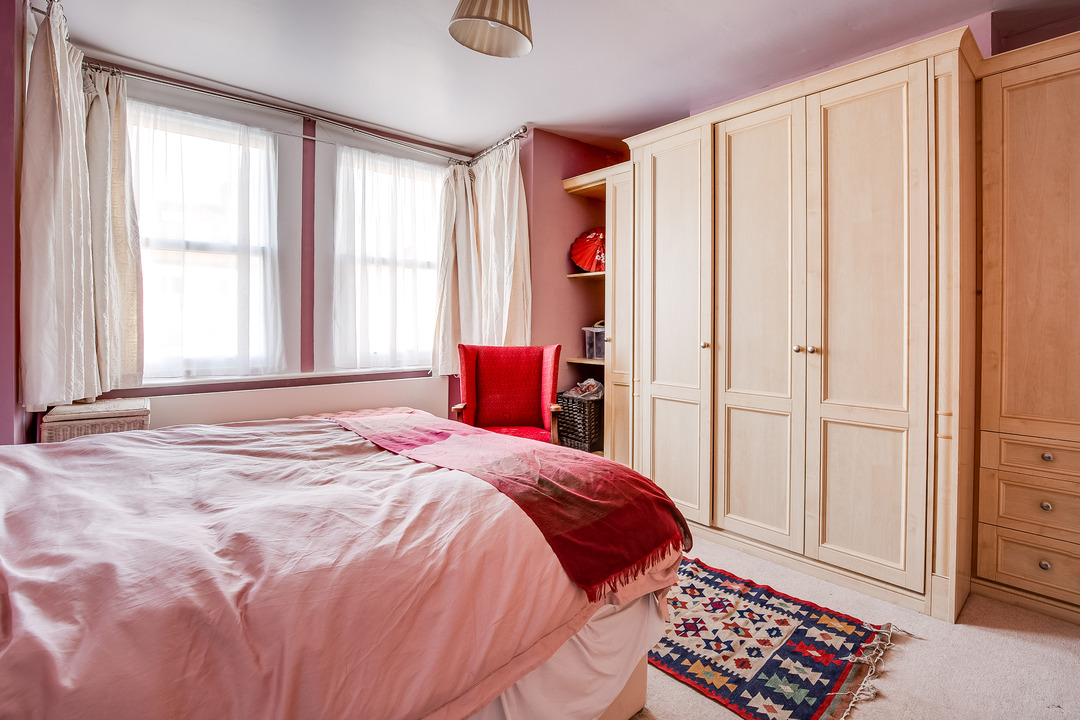 4 bed semi-detached house for sale in Kingsley Avenue, Ealing, London, W13  - Property Image 17