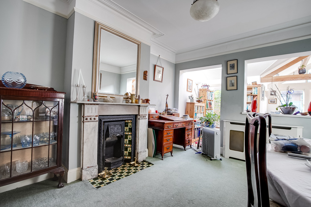4 bed semi-detached house for sale in Kingsley Avenue, Ealing, London, W13  - Property Image 10