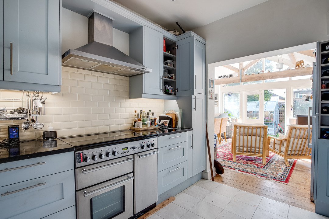 4 bed semi-detached house for sale in Kingsley Avenue, Ealing, London, W13  - Property Image 18
