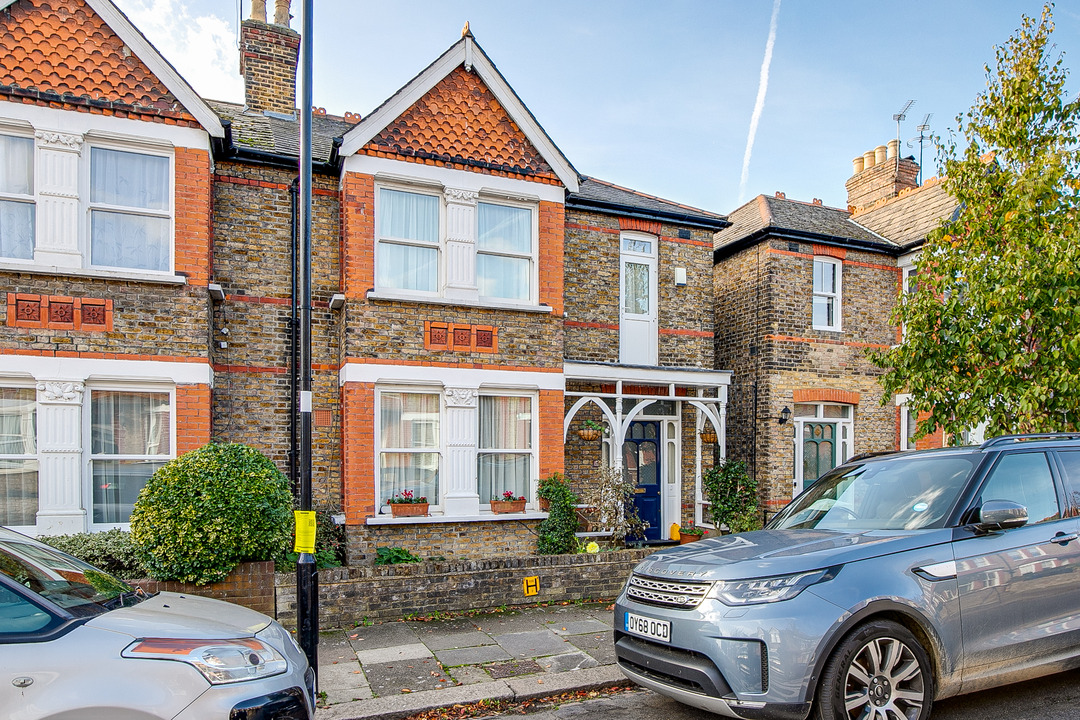 4 bed semi-detached house for sale in Kingsley Avenue, Ealing, London, W13  - Property Image 13