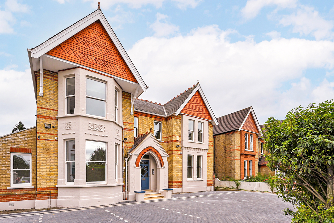 1 bed apartment for sale in Gunnersbury Avenue, Ealing Common, London, W5  - Property Image 4