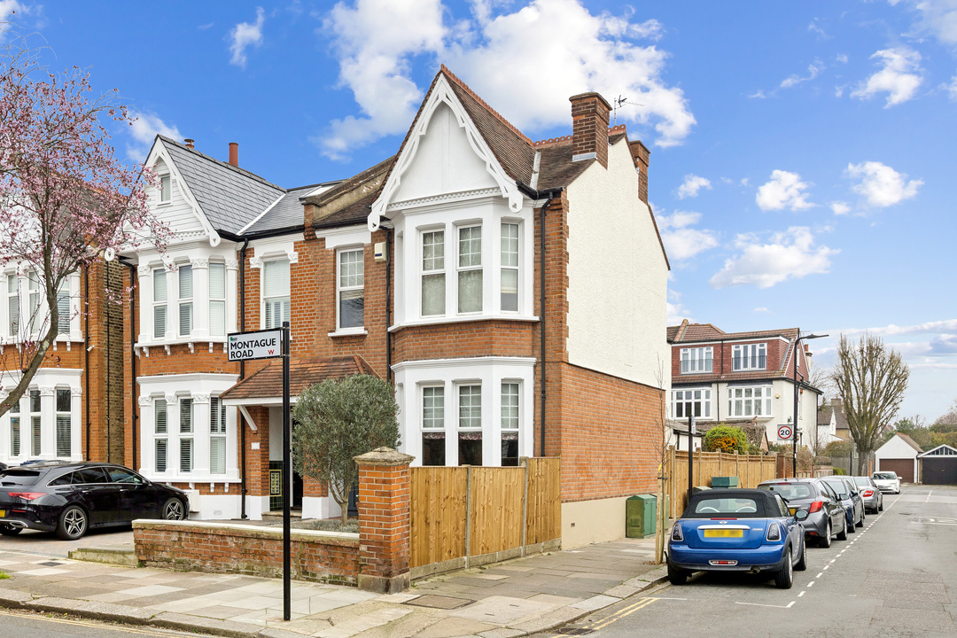 4 bed semi-detached house for sale in Montague Road, Ealing, London, W13  - Property Image 26