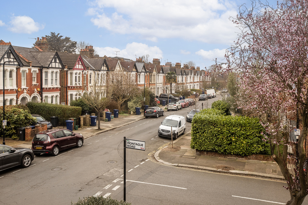 4 bed semi-detached house for sale in Montague Road, Ealing, London, W13  - Property Image 28