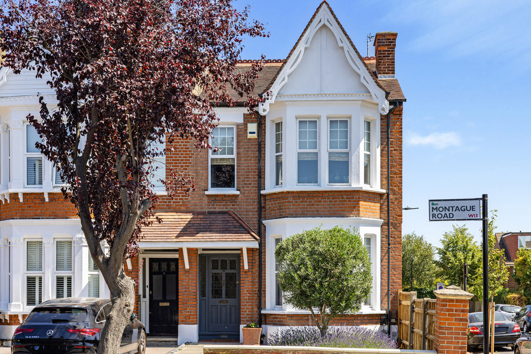 4 bed semi-detached house for sale in Montague Road, Ealing, London, W13  - Property Image 42