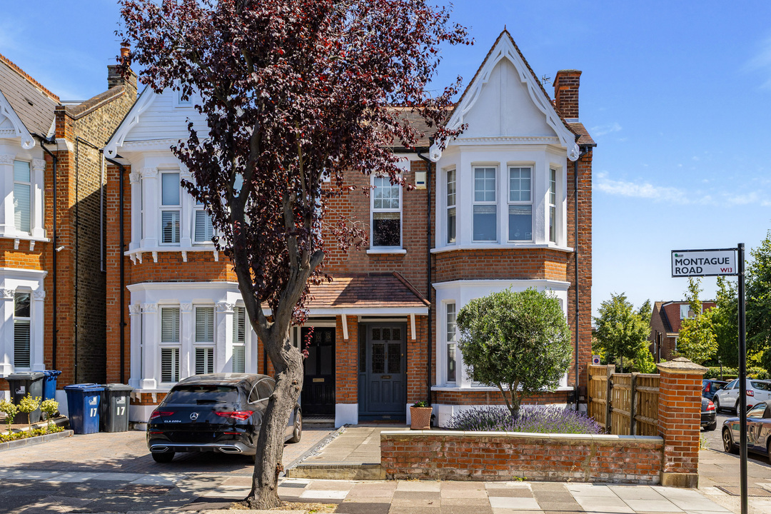 4 bed semi-detached house for sale in Montague Road, Ealing, London, W13  - Property Image 44