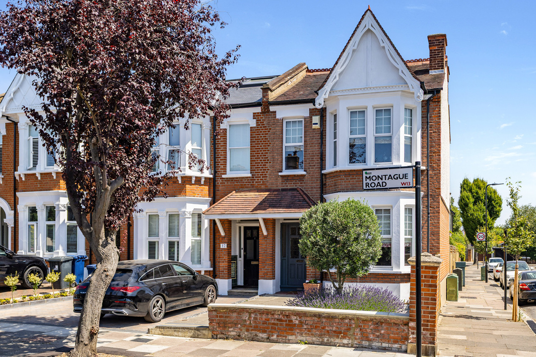 4 bed semi-detached house for sale in Montague Road, Ealing, London, W13  - Property Image 45