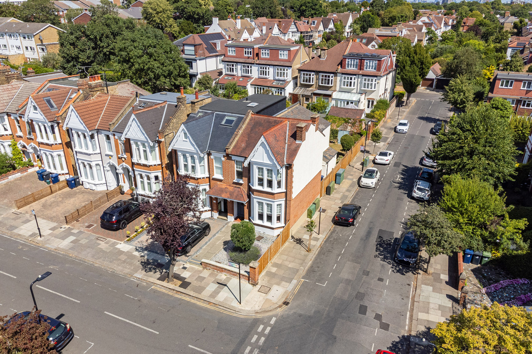 4 bed semi-detached house for sale in Montague Road, Ealing, London, W13  - Property Image 52