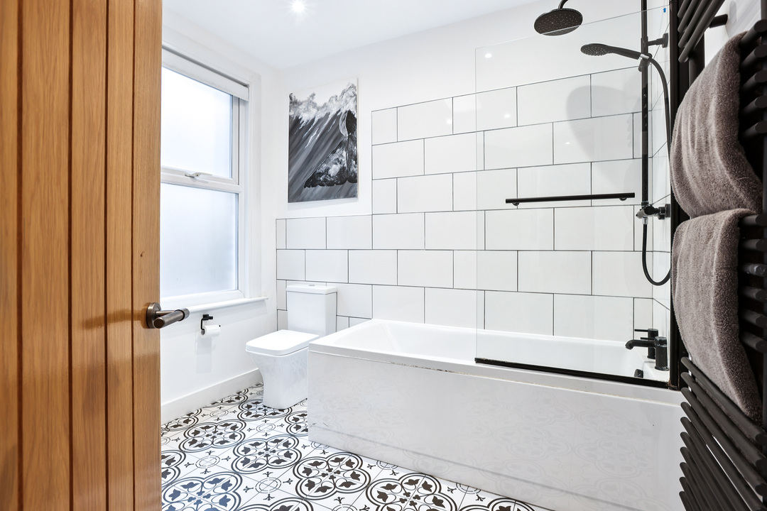 2 bed apartment for sale in Seaford Road, Ealing, London, W13  - Property Image 16