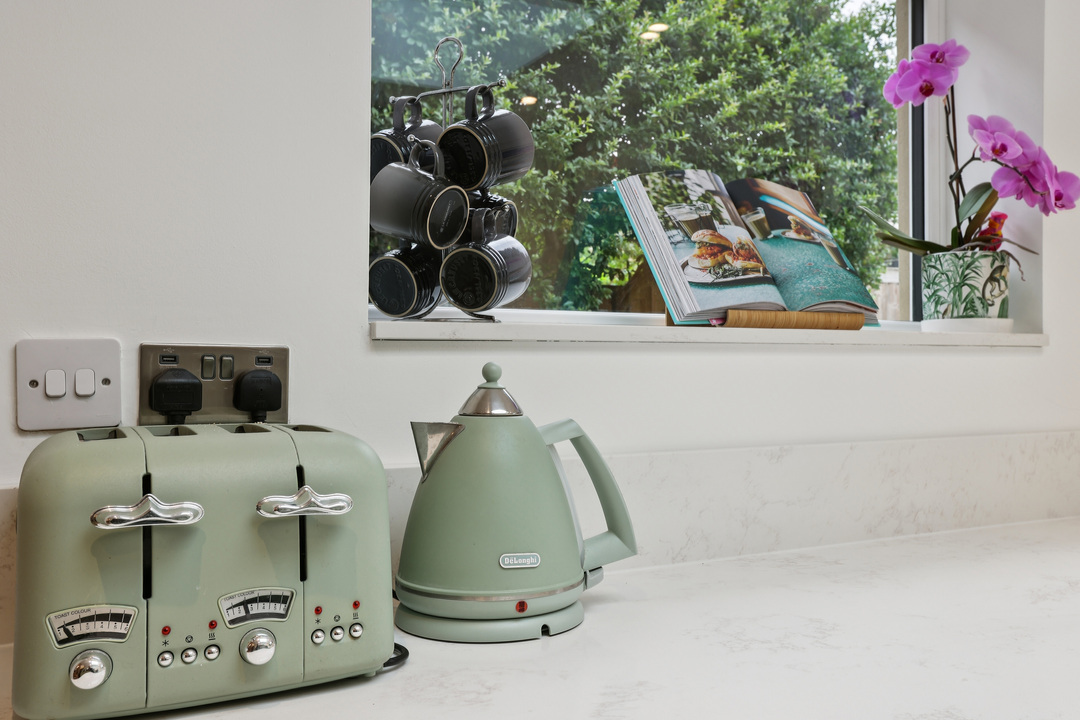 2 bed apartment for sale in Seaford Road, Ealing, London, W13  - Property Image 8