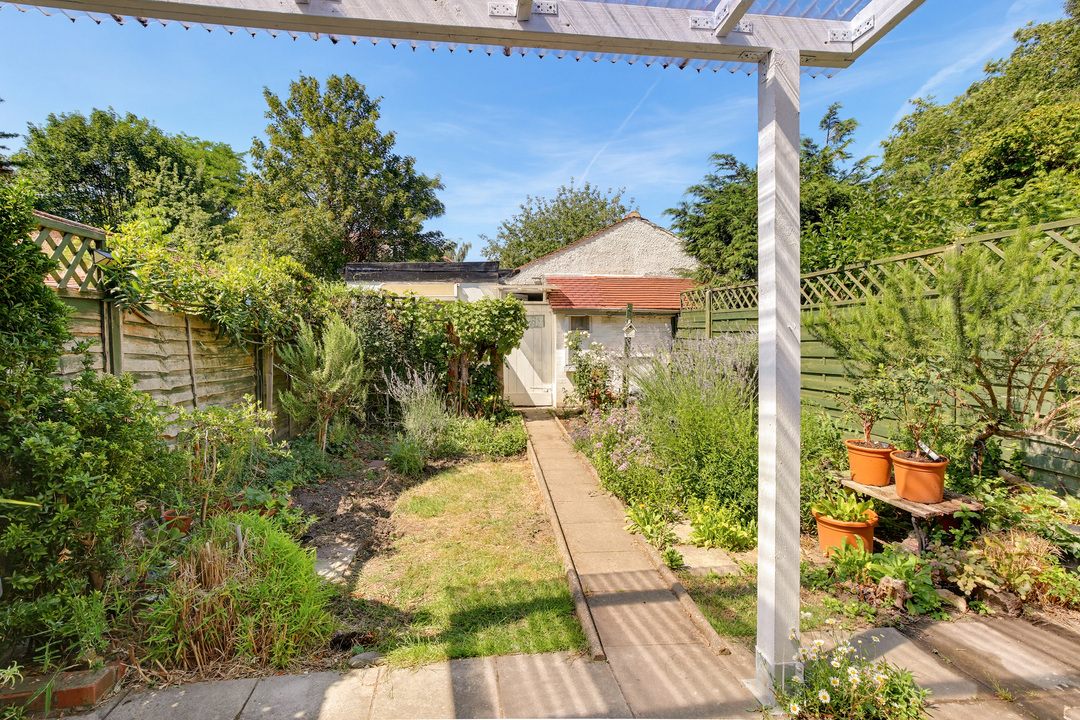 3 bed terraced house for sale in Park Place, Acton, London, W3  - Property Image 13