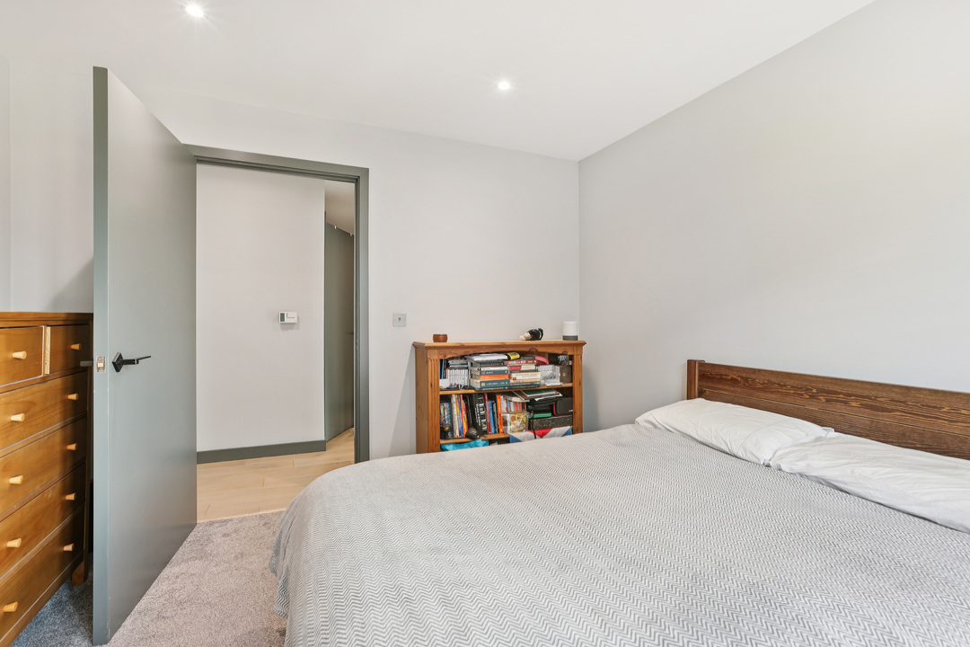 2 bed apartment for sale in Margil House, West Ealing, London, W13  - Property Image 17