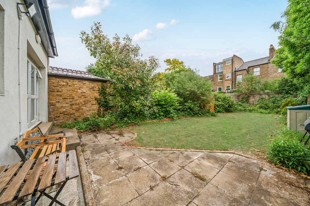 6 bed semi-detached house for sale in Gloucester Road, Ealing, London, W5  - Property Image 18