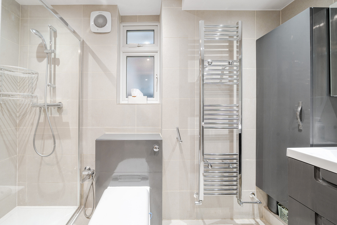 6 bed semi-detached house for sale in Gloucester Road, Ealing, London, W5  - Property Image 9