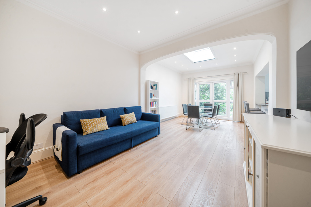6 bed semi-detached house for sale in Gloucester Road, Ealing, London, W5  - Property Image 3