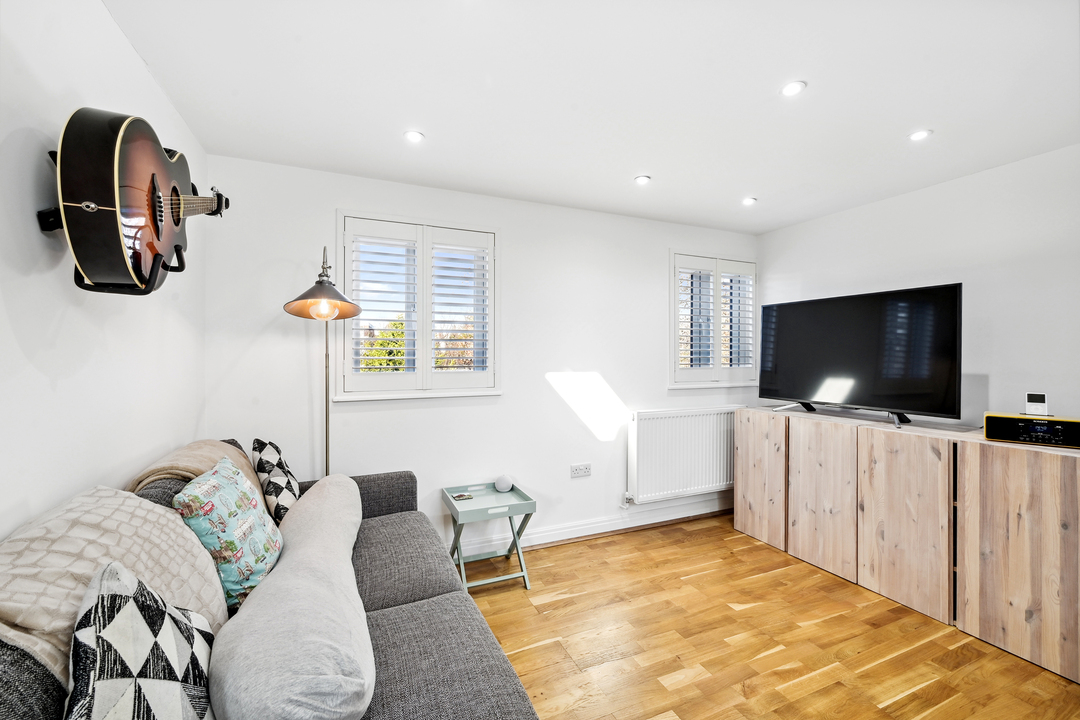 1 bed apartment for sale in Hastings Road, Ealing, London, W13  - Property Image 4