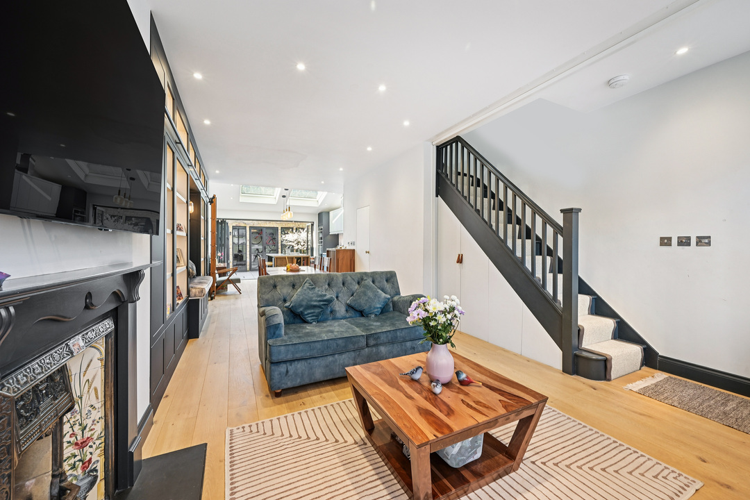 3 bed terraced house for sale in Salisbury Road, Ealing, Northfields, London, W13  - Property Image 4