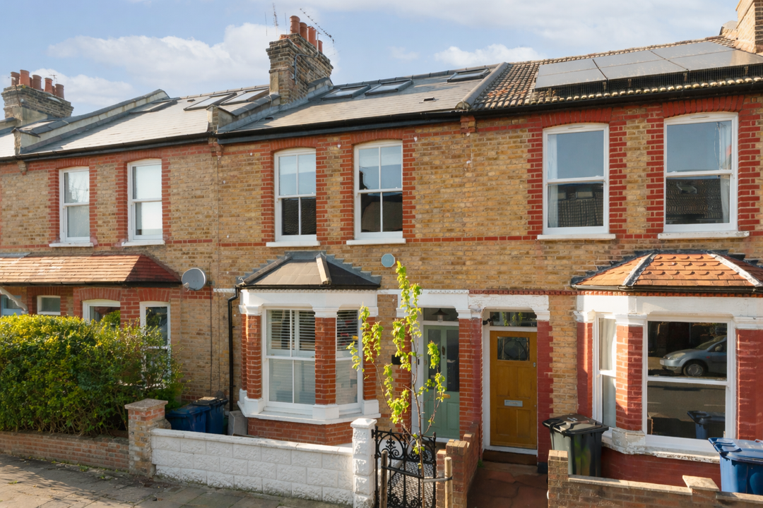 3 bed terraced house for sale in Salisbury Road, Ealing, Northfields, London, W13  - Property Image 3