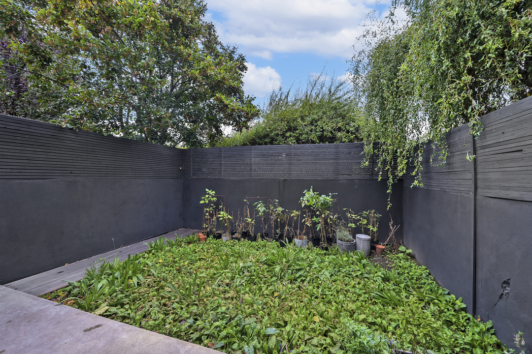 2 bed apartment for sale in Airedale Road, Ealing, London, W5  - Property Image 8