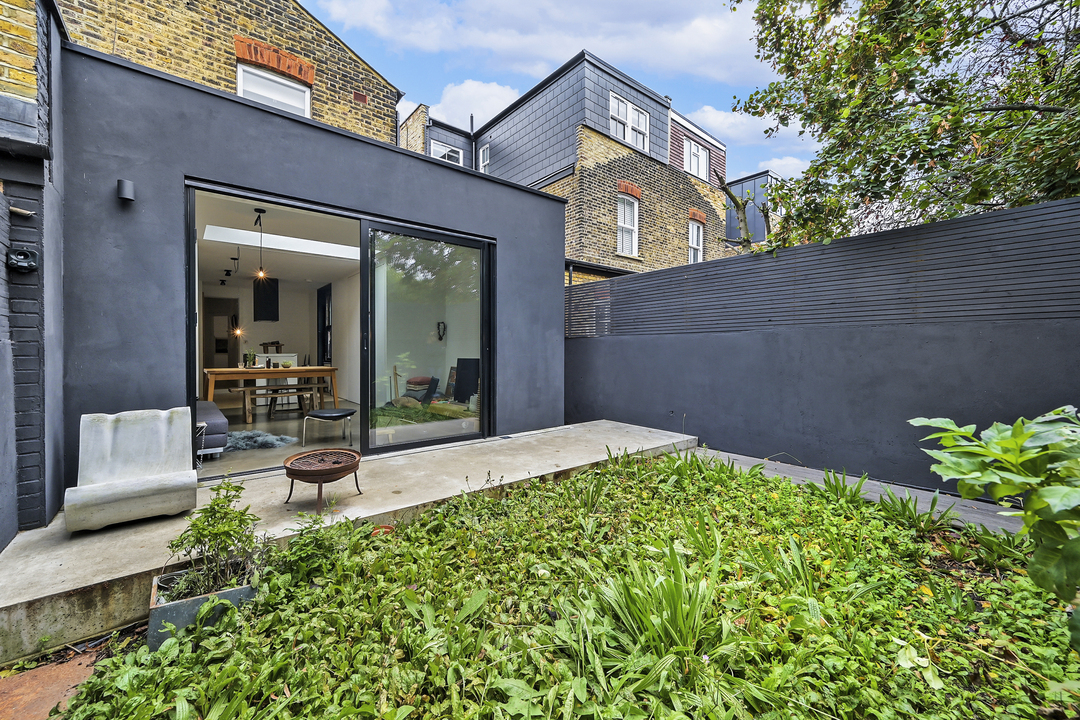 2 bed apartment for sale in Airedale Road, Ealing, London, W5  - Property Image 11