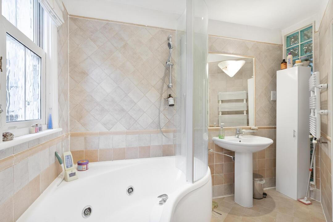 5 bed detached house for sale in Argyle Road, Ealing, London, W13  - Property Image 19