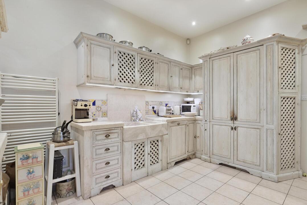 5 bed detached house for sale in Argyle Road, Ealing, London, W13  - Property Image 15