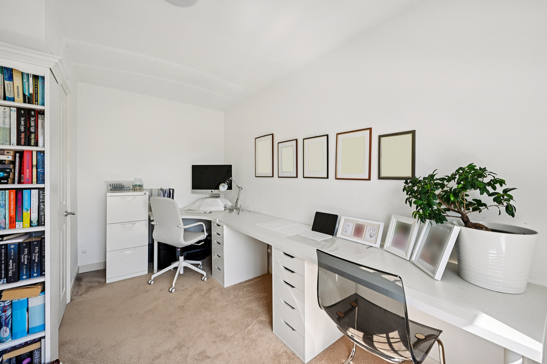 4 bed terraced house for sale in Regency Close, Ealing, London, W5  - Property Image 12