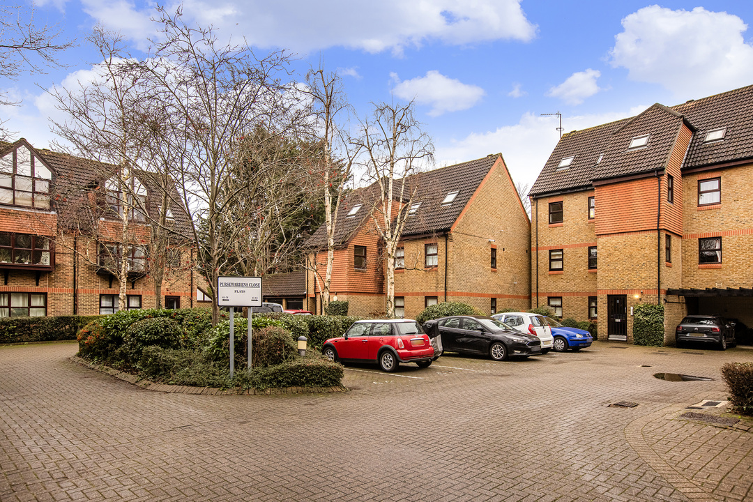 2 bed apartment to rent in Pursewardens Close, Ealing, London, W13  - Property Image 8