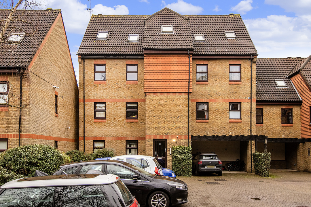2 bed apartment to rent in Pursewardens Close, Ealing, London, W13  - Property Image 5