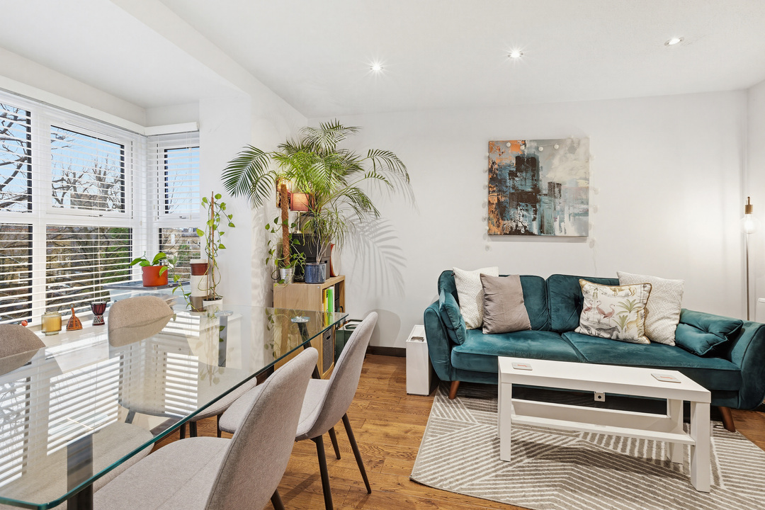 2 bed apartment to rent in Pursewardens Close, Ealing, London, W13  - Property Image 3