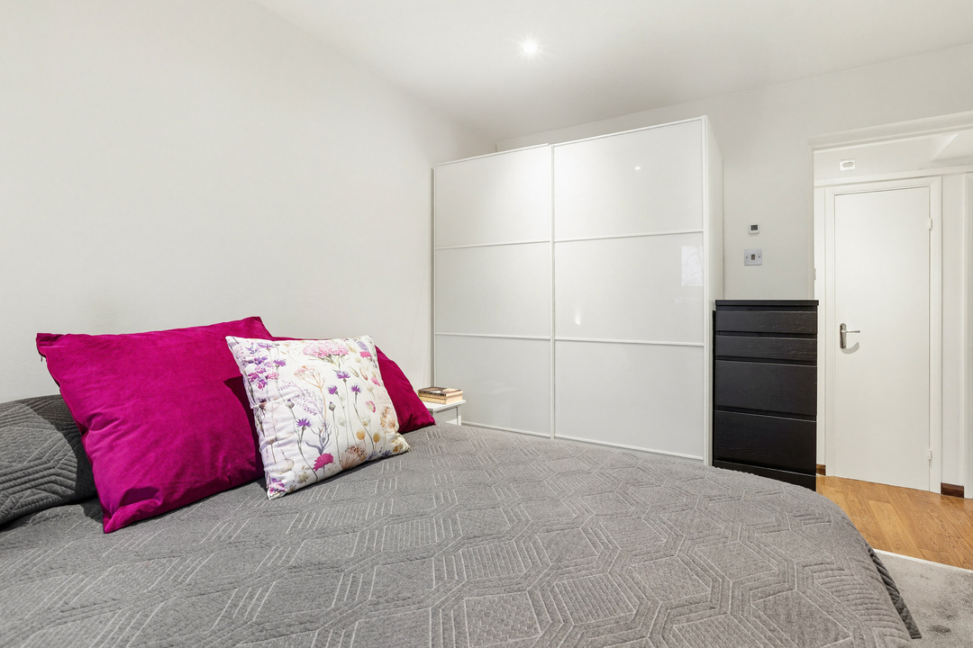 2 bed apartment to rent in Pursewardens Close, Ealing, London, W13  - Property Image 11