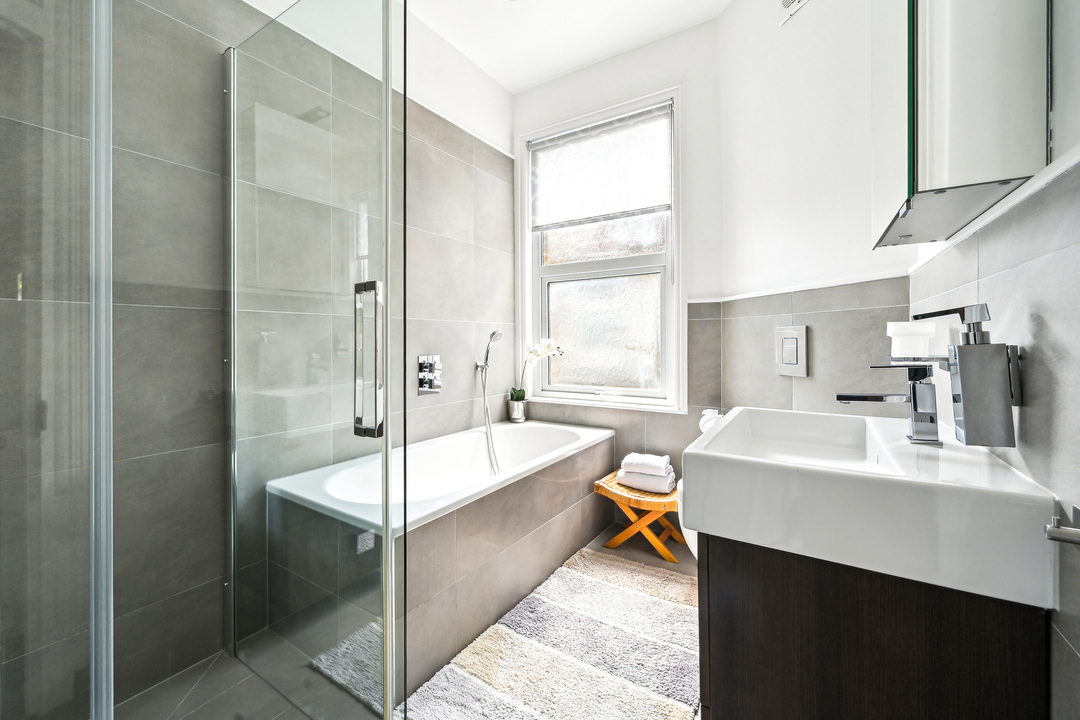 3 bed maisonette for sale in Carlyle Road, Ealing, London, W5  - Property Image 9