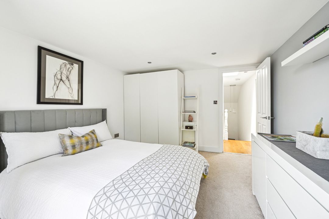 3 bed maisonette for sale in Carlyle Road, Ealing, London, W5  - Property Image 17