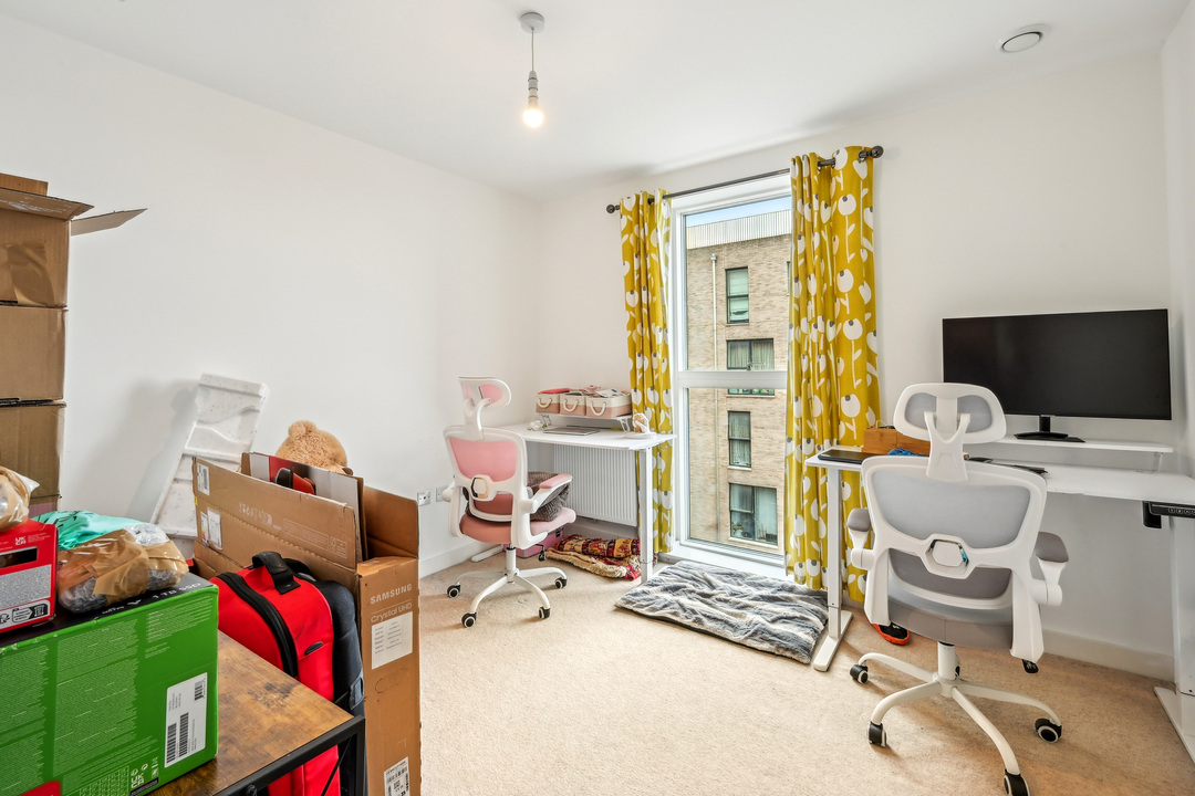 2 bed apartment to rent in Valley House, Manor Road, Ealing, London, W13  - Property Image 10